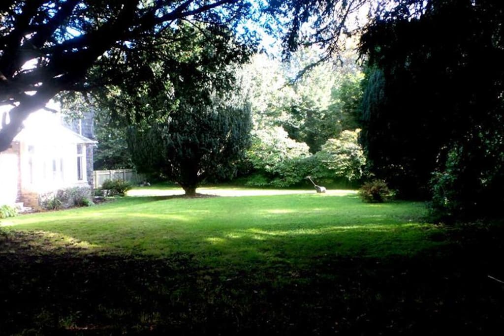 Croquet lawn and Gardens