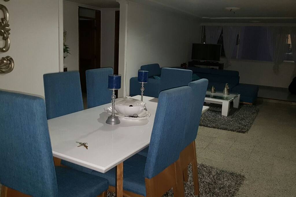 ESPACIOS DE SALA Y COMEDOR