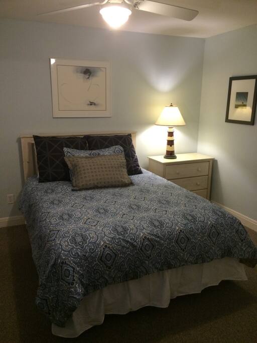 Queen Bed