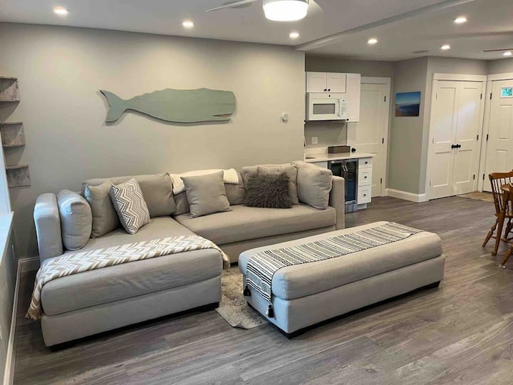 4br 2ba .5mi To Hyannis Beach! Beach Pass Included - Barnstable, MA