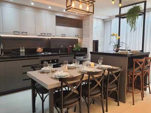 Apt Charming near Germanic Village