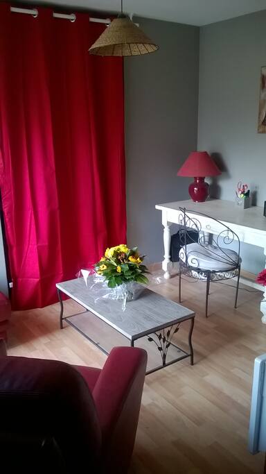 espace salon et bureau
