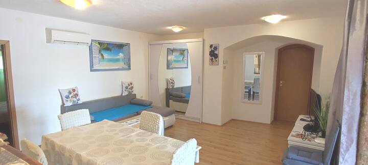 Appartment  Za Goste Malinska   4+2 - Malinska