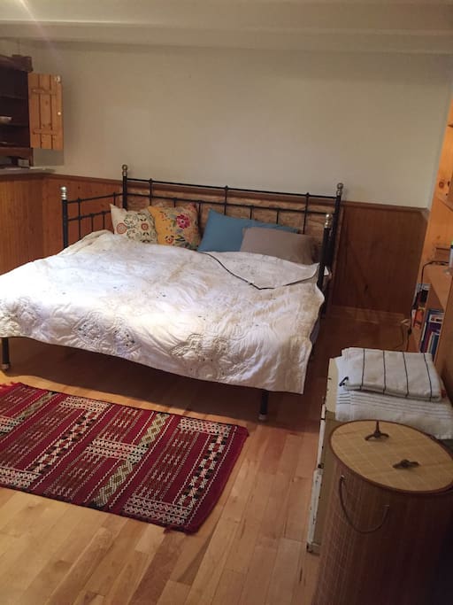 Brand new high grade king mattress