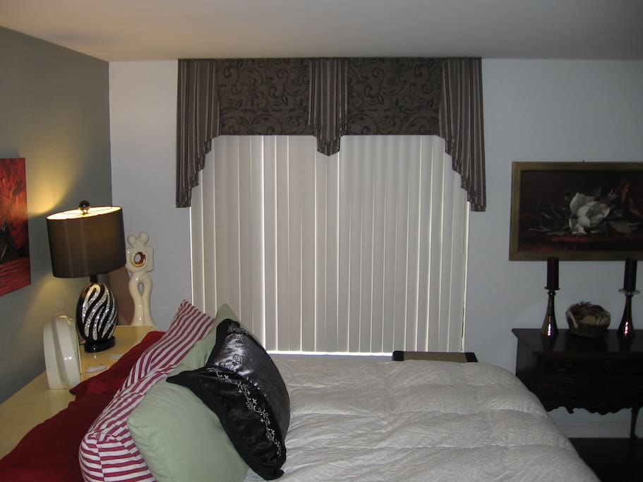 King bed/private bath