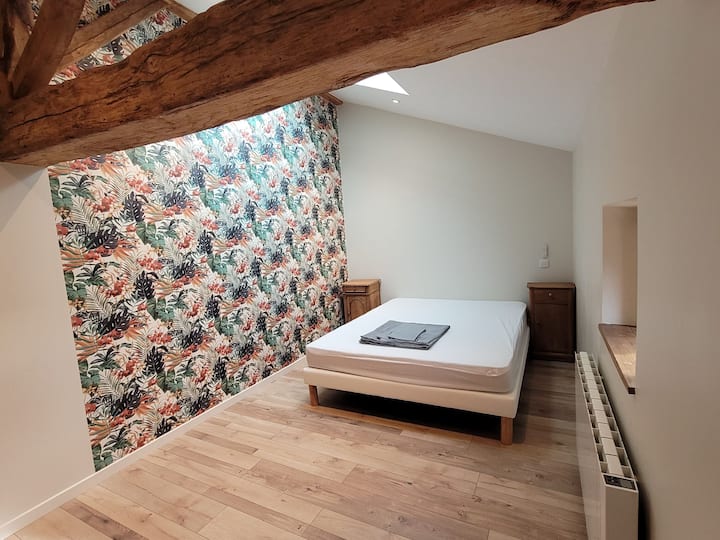 cama tamaño king iluminada 160