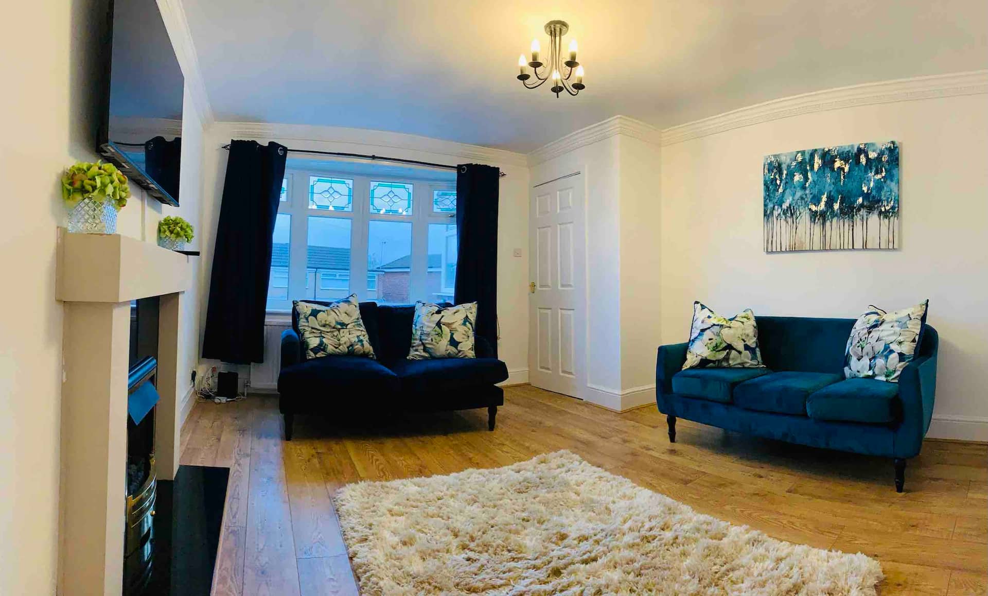 Homely Detached 3 bedroom house near Sheffield