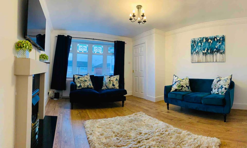 Homely Detached 3 bedroom house near Sheffield — photo 1