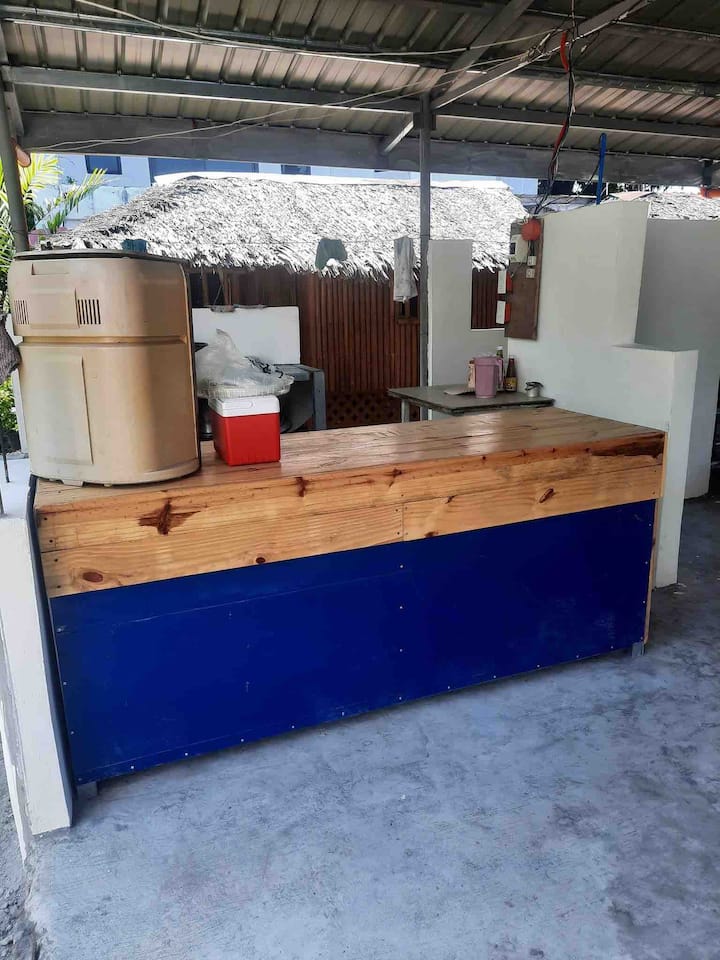 Tatay Ed's Beach Hut A (Double-decker Bed) - San Fernando