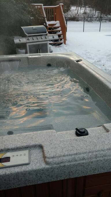 Hot tub