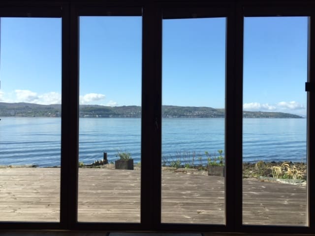 A Beach House with Panoramic Views - Parking