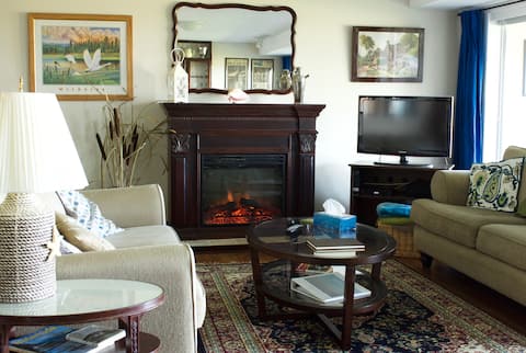 Top Airbnb: Private 2 bdrm Oceanview Oasis in Rutherford
