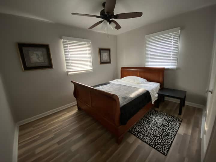 Joliet Vacation Rentals & Homes Illinois, United States Airbnb