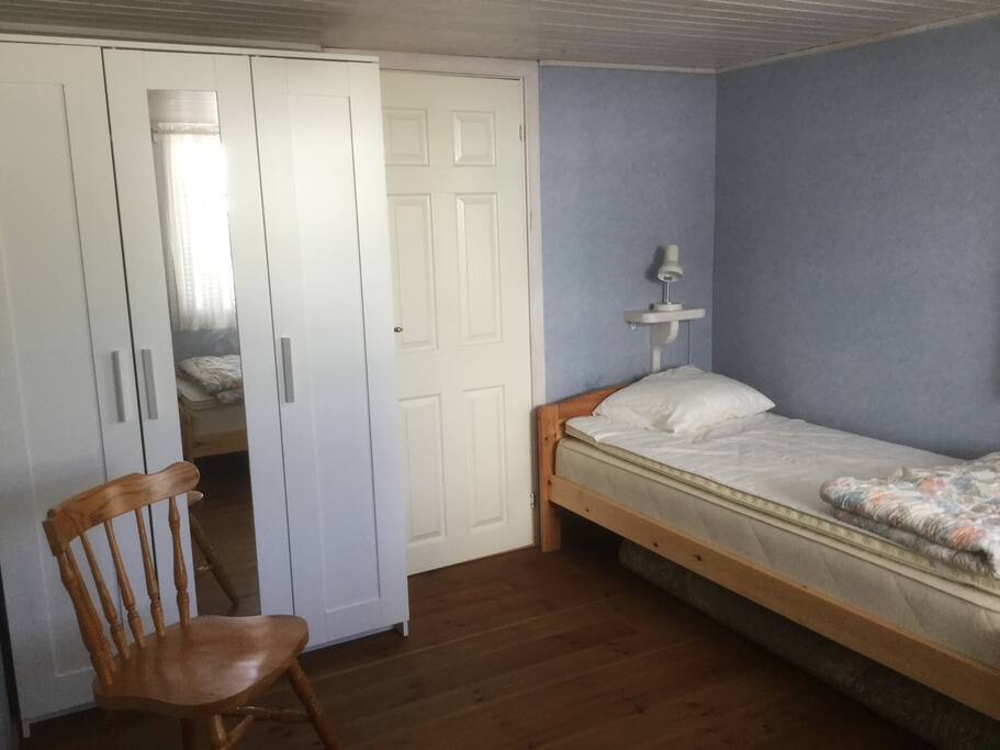 Sovrum 2 sängar