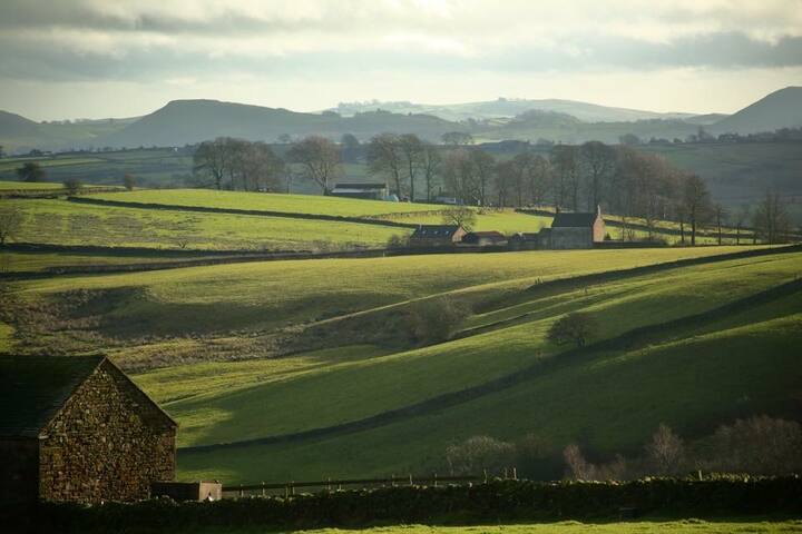 Bleak House Peak District Large Garden Sleeps 4 Cottages For