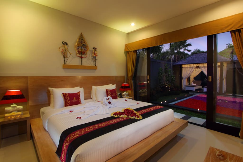Bedroom 1 with honeymoon set up