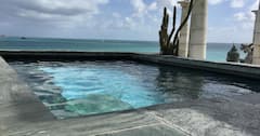 FIG+Paradis%2C++ocean+front+pool+and+jacuzzi