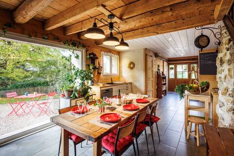 Jura-Chille House for 2–8 people