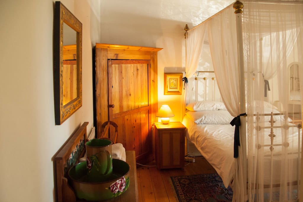 Private room #1.