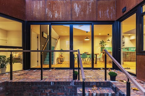 Award Winning - Hidden Gem in Central Bristol