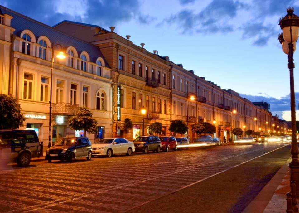 Avenue nearby