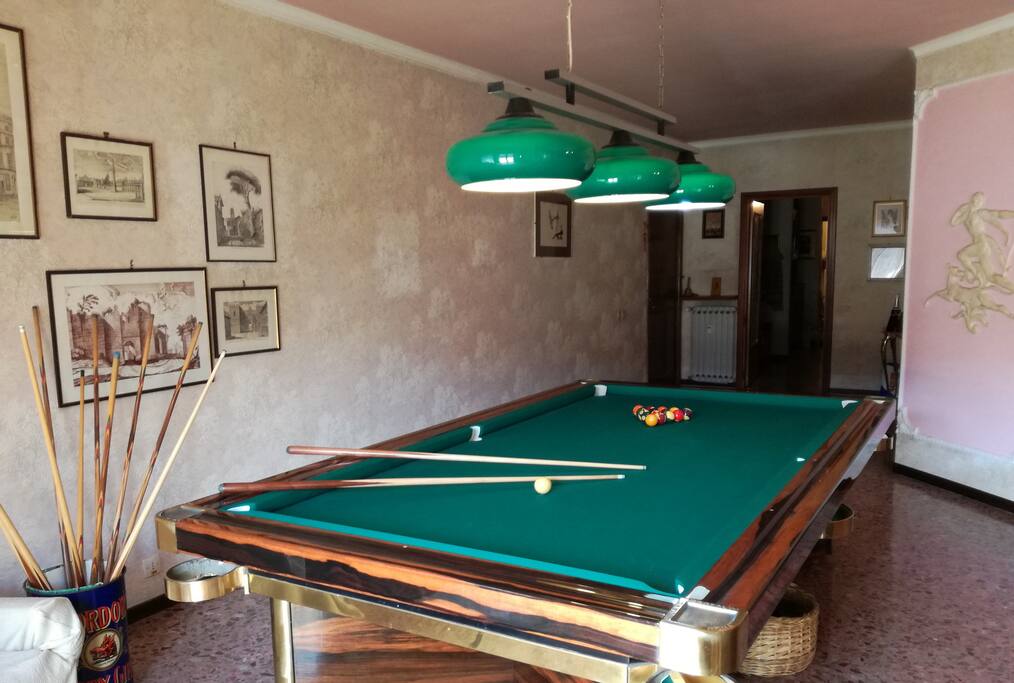 Tavolo da biliardo professionale con misure standard