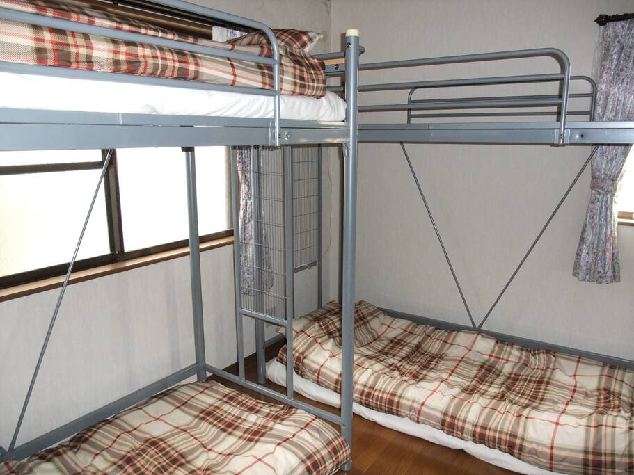 Mix shared dorm