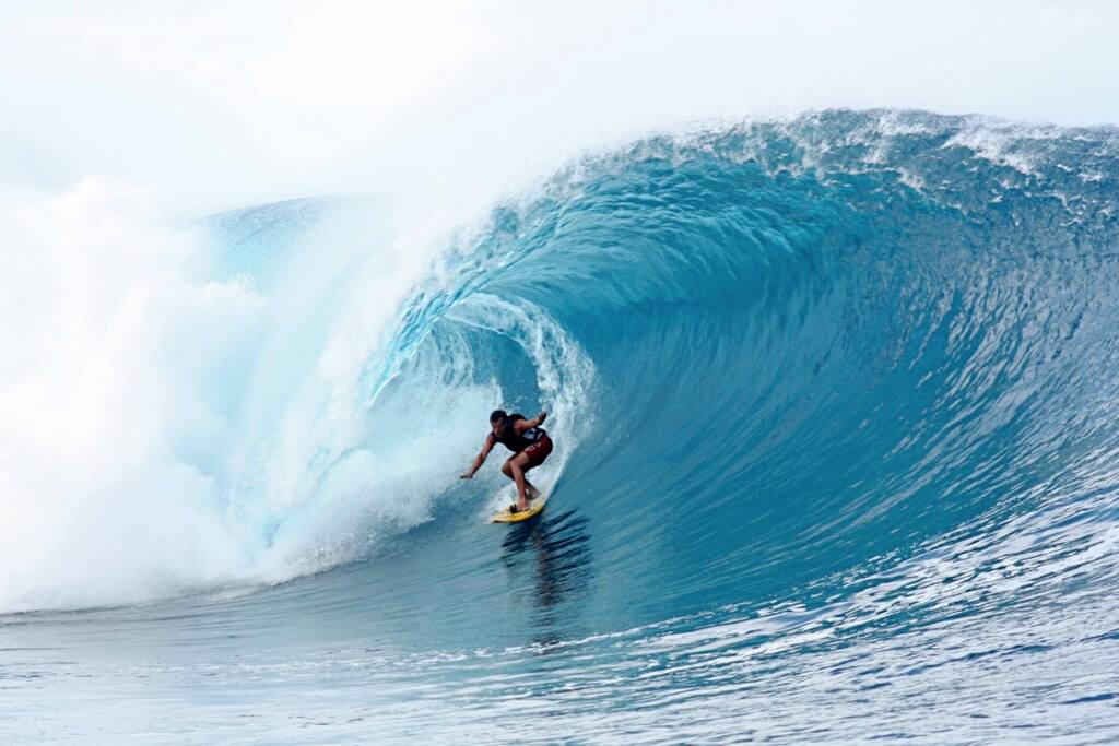 Coming to surf in the beach on San Clemente