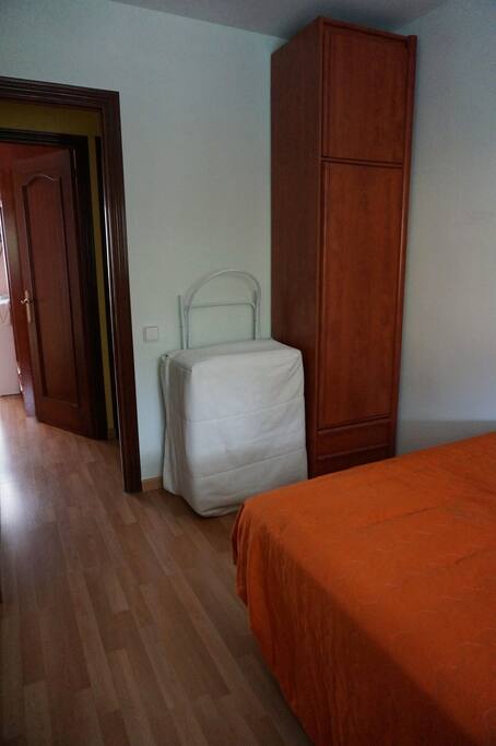 Your room / Su habitación