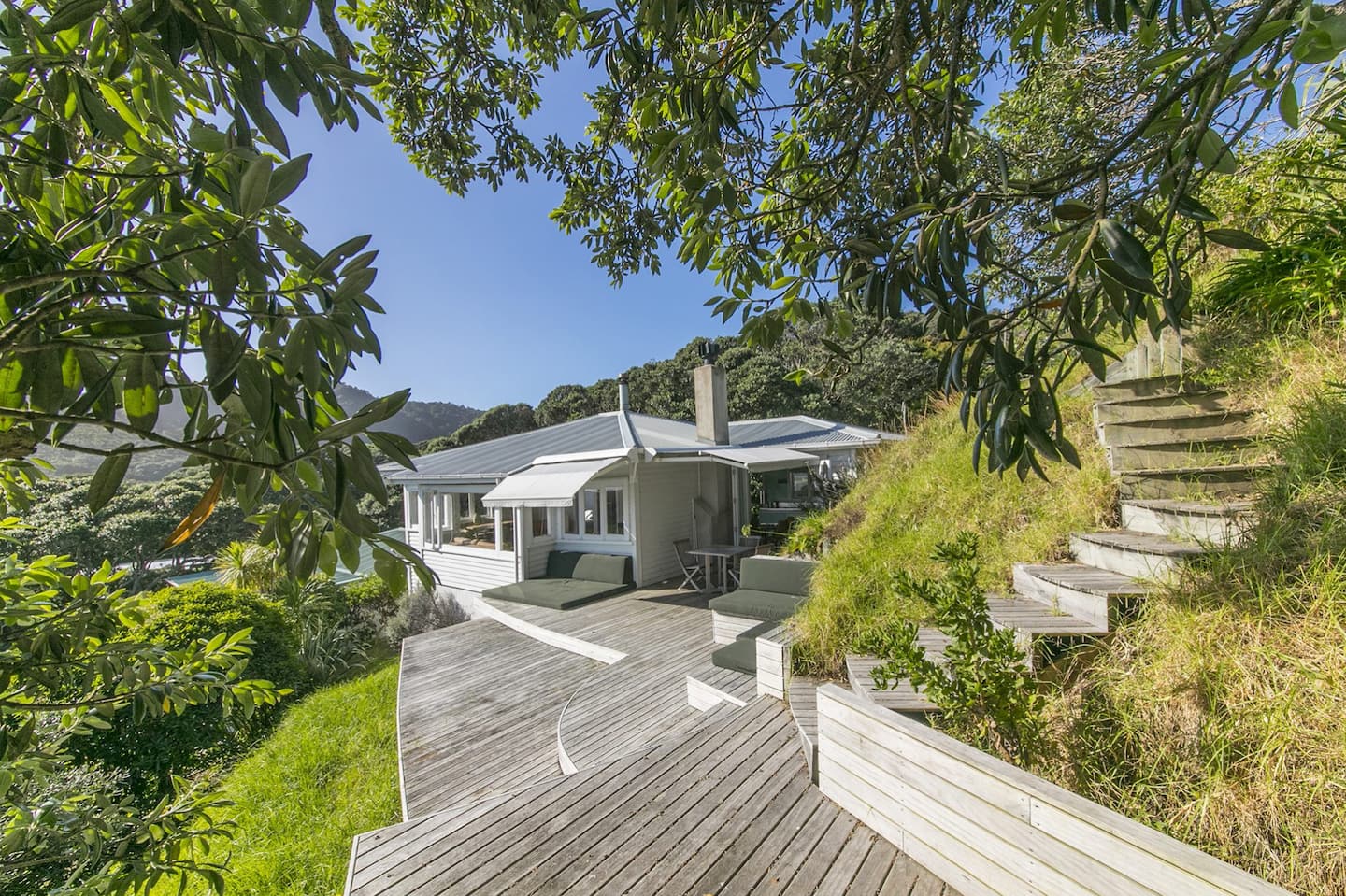 Piha Beach Bungalow Outstandingviews, Beach 5mwalk 4