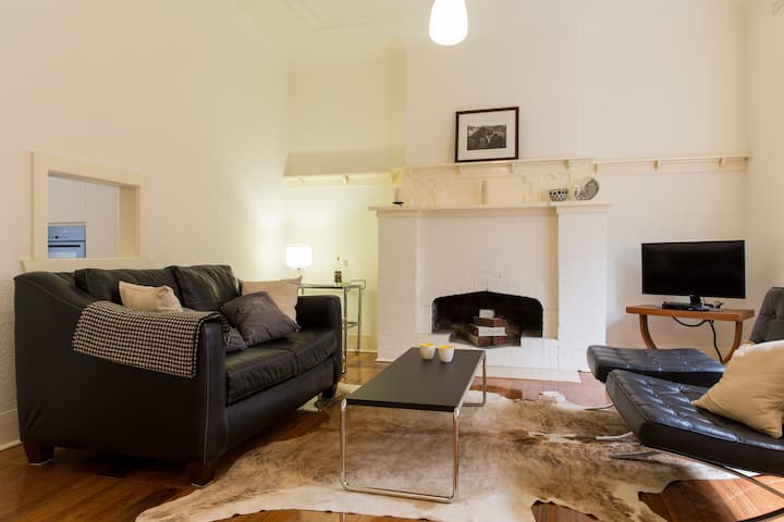 Best St. Kilda Beach Location/style/value - Melbourne