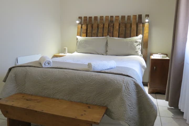 Oudtshoorn Vacation Rentals & Homes - Western Cape, South Africa | Airbnb