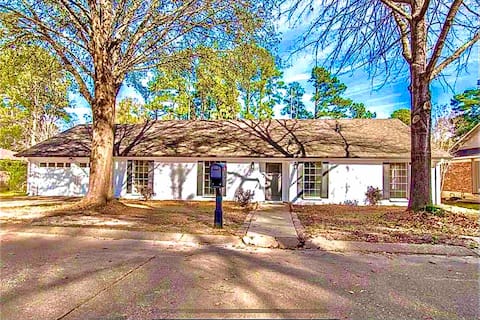 The Briarcliff-4bdrm/3bath