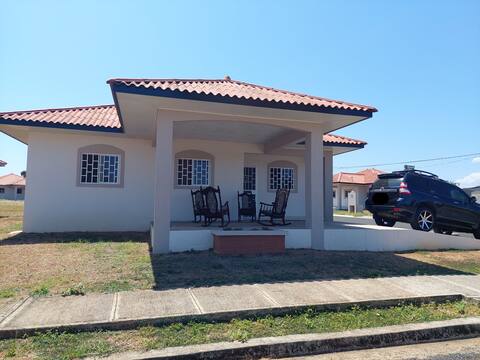 New house in Chitré located in a very central place