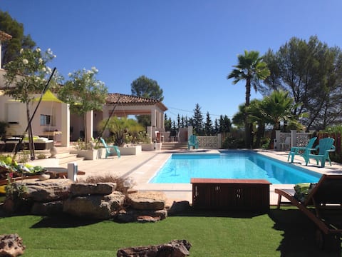 CHARMING VILLA POOL 10 PERS 5 CHBRES