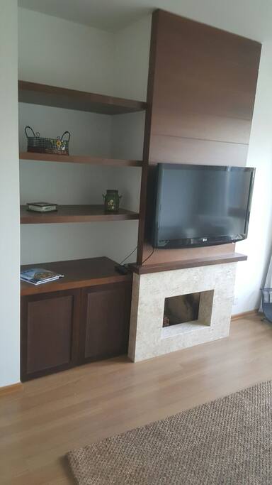 TV e lareira