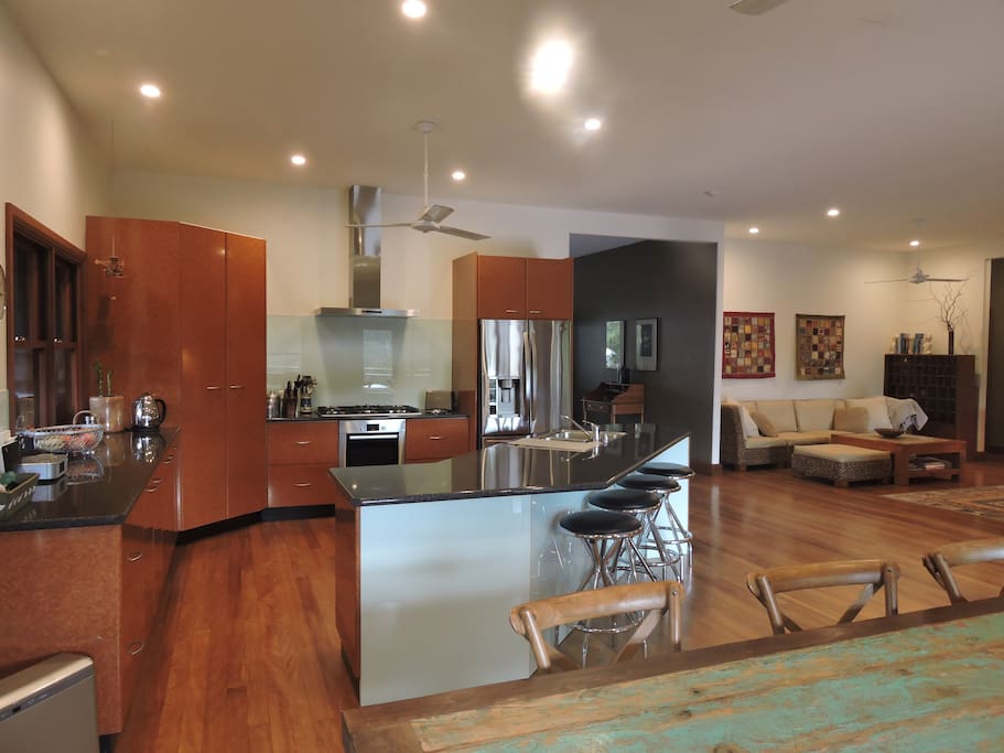 Fully equiped spacious kitchen with European appliances