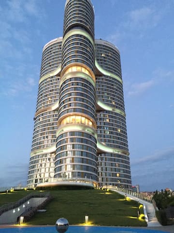 Luxurious full equiped 41 floor residnc (19th flat