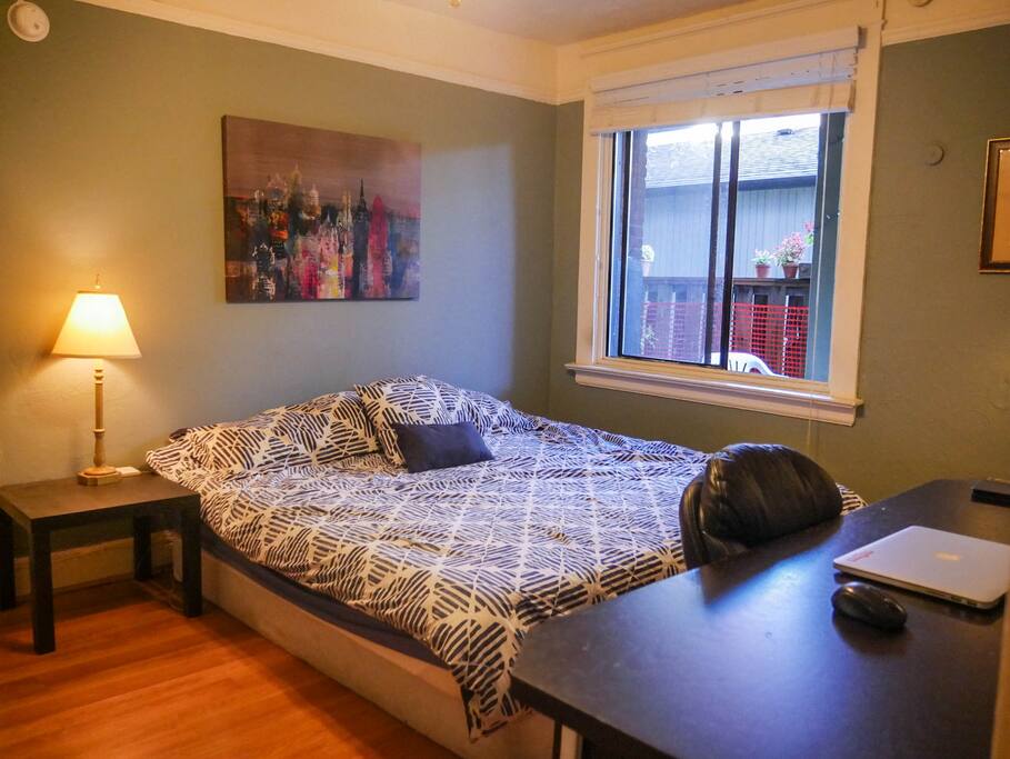 Main Room - King Bed