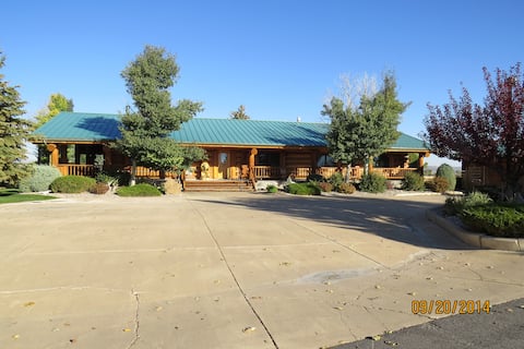 RIVER FRONTAGE-Beaverhead Meadows-LUXURY-PRIVATE