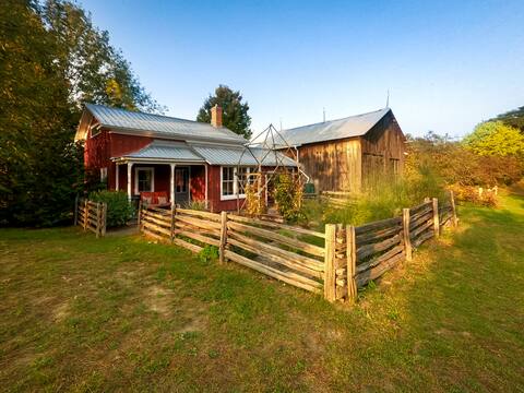 Hockley valley, up country guest cottage