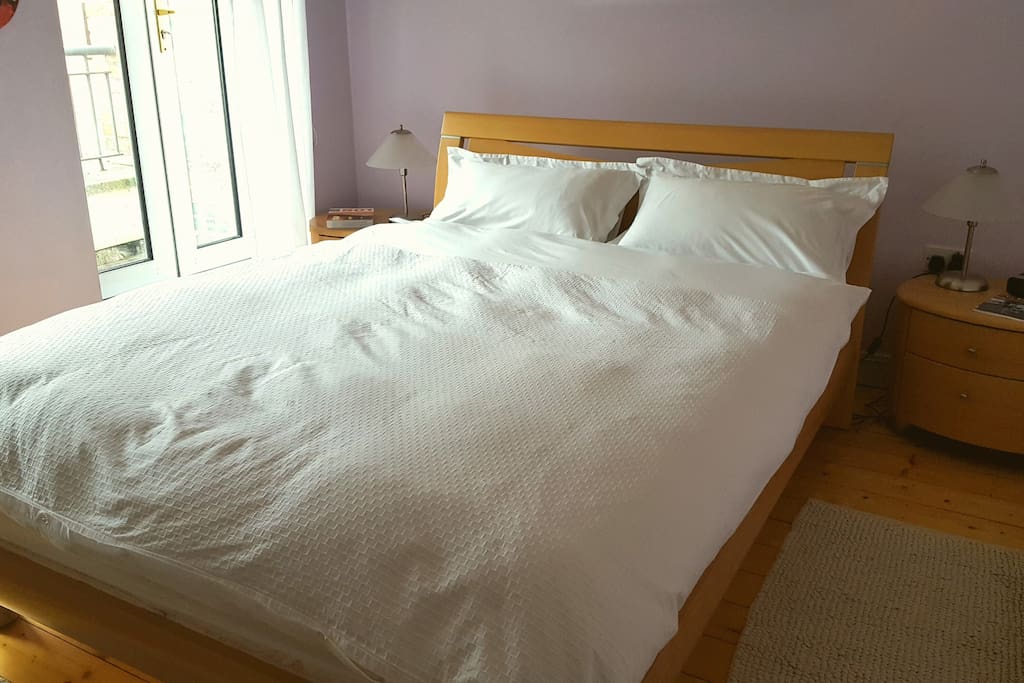 Spacious comfortable double bedroom