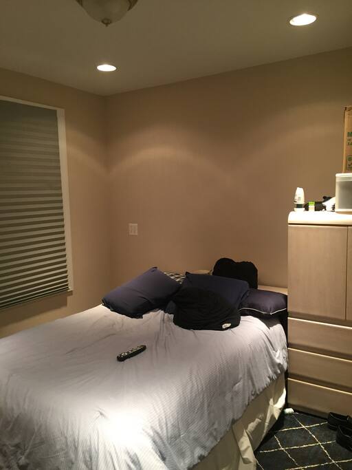Bedroom upstairs, tv, shared bathroom
