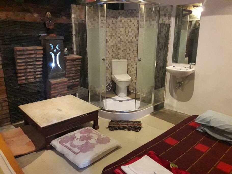 SDGs House Solo - Rumah untuk Disewakan di Banjarsari 