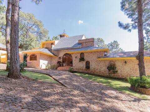 Casa "Los Alcatraces"