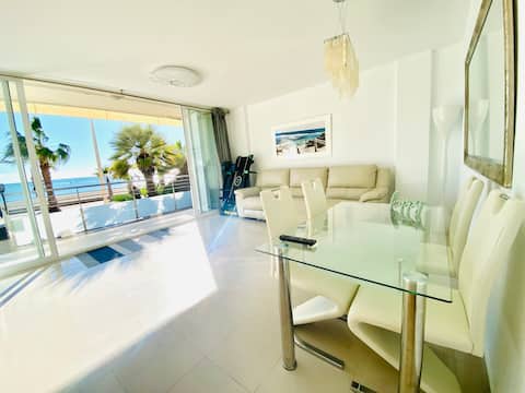 Oceanfront direct exit views comfort parking