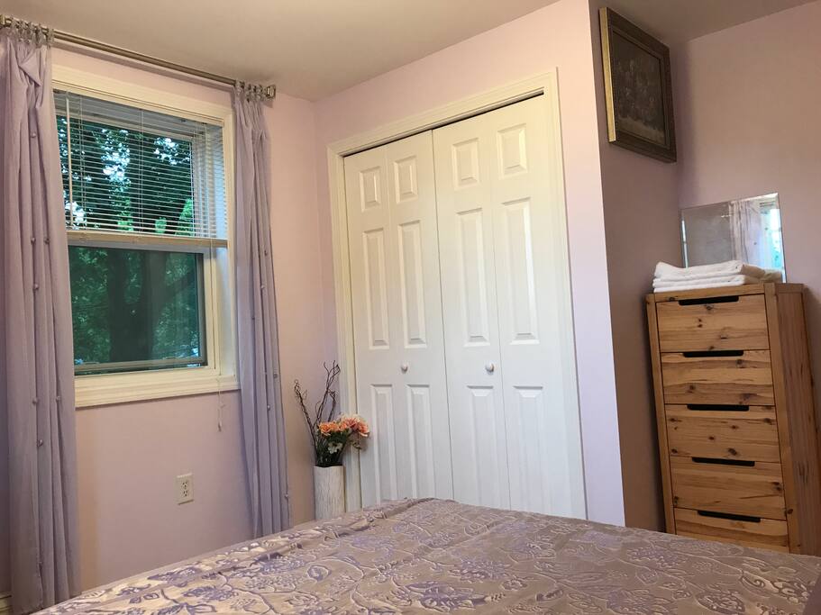 Beautiful & serene second bedroom