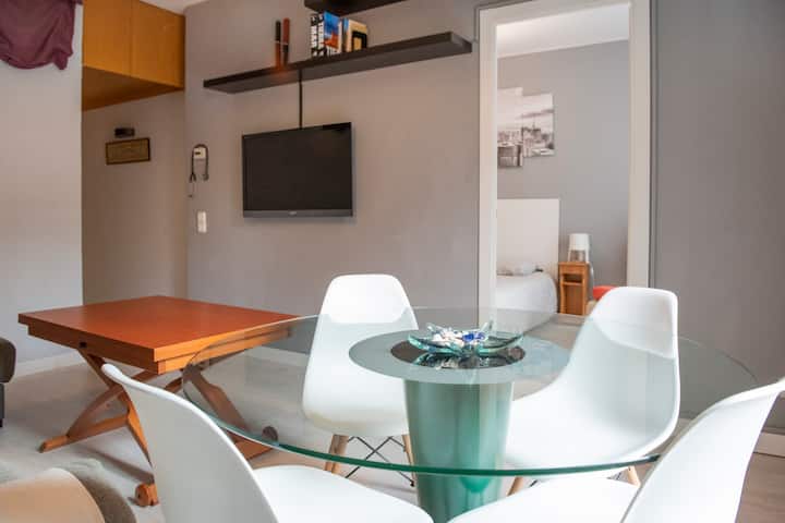 Cozy Apartment In The Heart Of The City - Barcelona