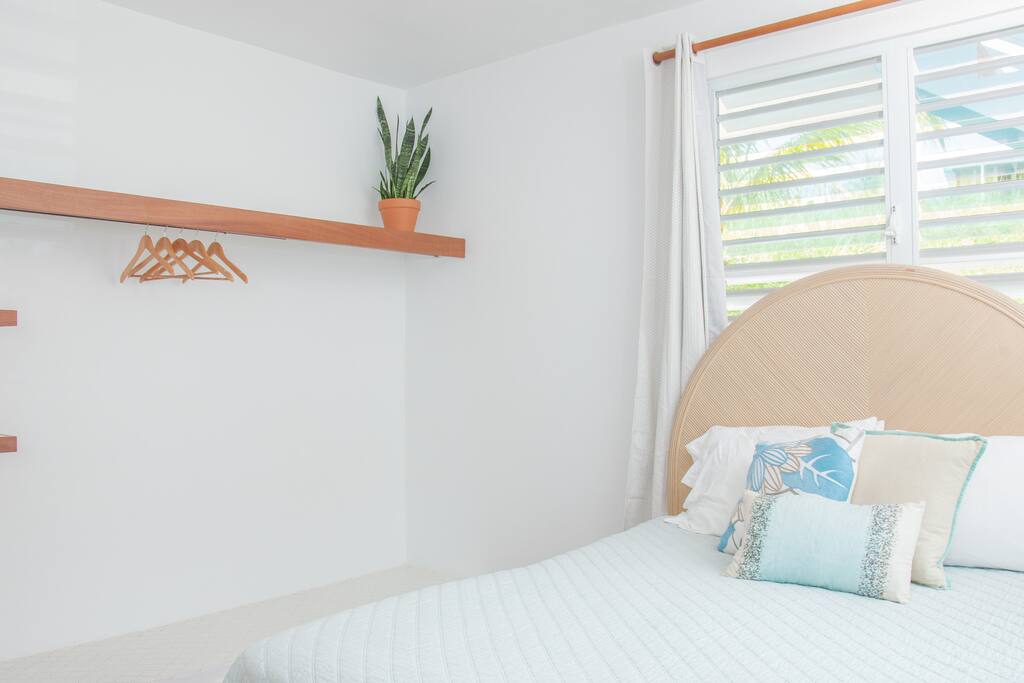 Queen Bedroom 1
