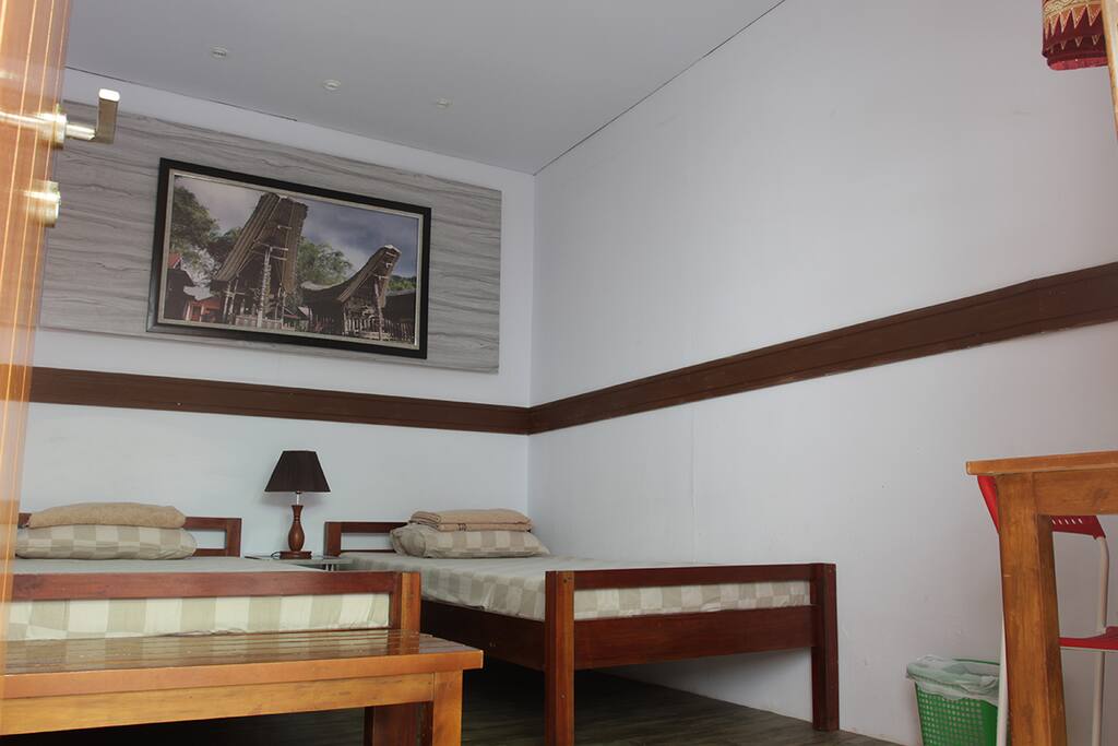 Basic Twin Bed